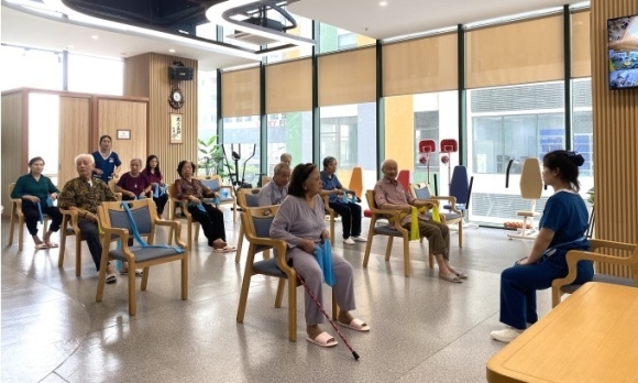 'Đưa cha mẹ già vào viện dưỡng lão cũng là có hiếu'