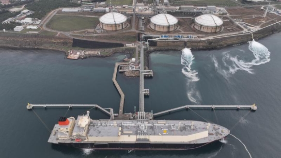 1 Nga That The Tren Thi Truong Lng Nhung Quoc Gia Nao Huong Loi