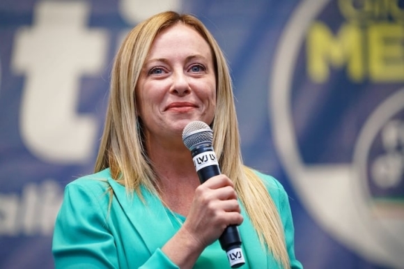 1 Bloomberg Y Du Dinh Rut Khoi Vanh Dai Va Con Duong Truoc Cuoi Nam