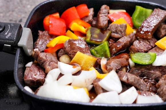 Cách làm món bò cháy tỏi mềm thơm hấp dẫn