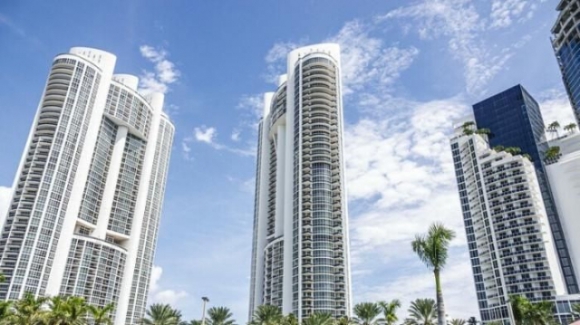 1 Fbi Dot Kich Can Ho Cua Nguoi Nga Tai Trump Towers O Florida