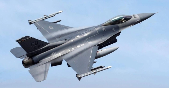 1 Phuong Tay Tim Cach Cap Tiem Kich Chim Ung Sat Thu Cho Ukraine