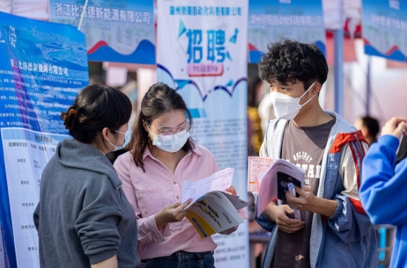 1 Con So Khien Bac Kinh Dau Dau Dai Dang