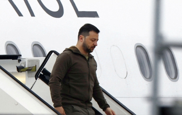 2 Suc Ep Ngung Tai Tro Cho Ukraine Trong Chinh Truong My