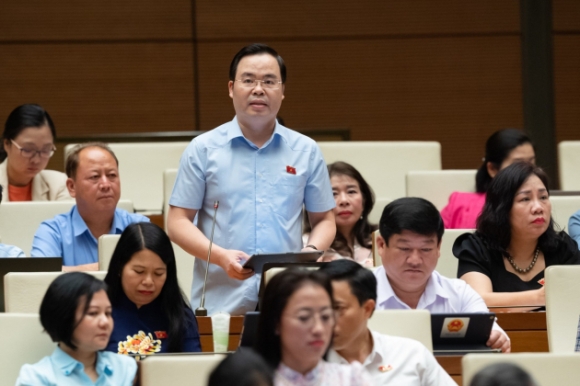 1 Dai Bieu Quoc Hoi Chenh Lech Dia To Khi Chuyen Nhuong Dat Tiem An Bat Cong Trong Xa Hoi