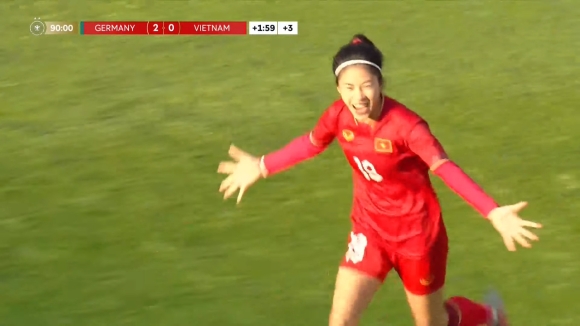 1 Thanh Nha Noi Gi Ve Ban Thang Lich Su Vao Luoi Dt Duc