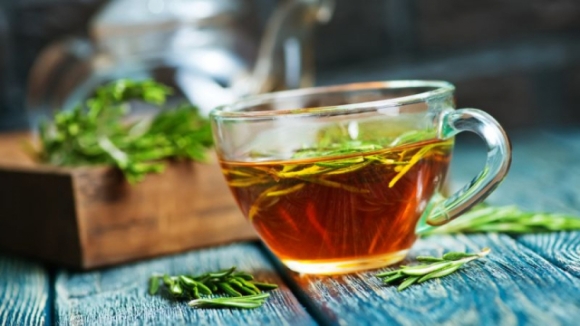 3 Tra Huong Thao Giup Giam Luong Duong Trong Mau