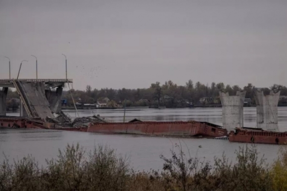 1 Ukraine Vuot Song Dnieper Se La Con Ac Mong Voi Nga