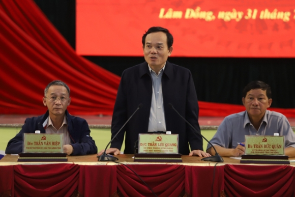 5 Lien Tuc Xay Ra Sat Lo Dat Gay Thiet Hai Ve Nguoi Tai Lam Dong Nguyen Nhan Chinh La Gi