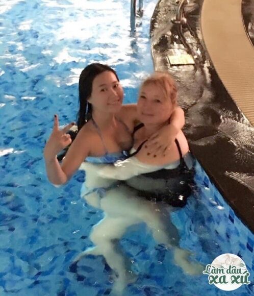 3 Lam Dau Duc Co Gai Viet Duoc Me Chong Deo Lac Chan Giat Do Lot Mang Tan Len Phong