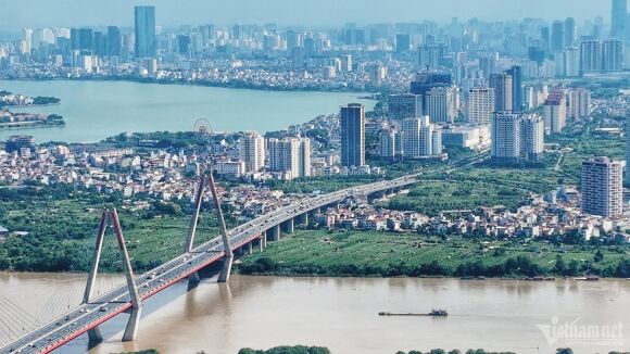 3 Rung Be Tong Ngot Ngat Cua Ha Noi Nhin Tu Ben Kia Song