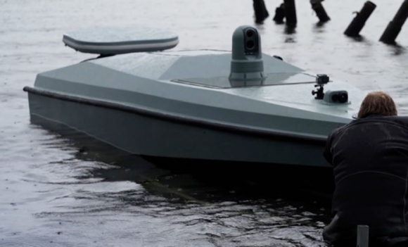 1 Ukraine Lam Te Liet Ham Doi Bien Den