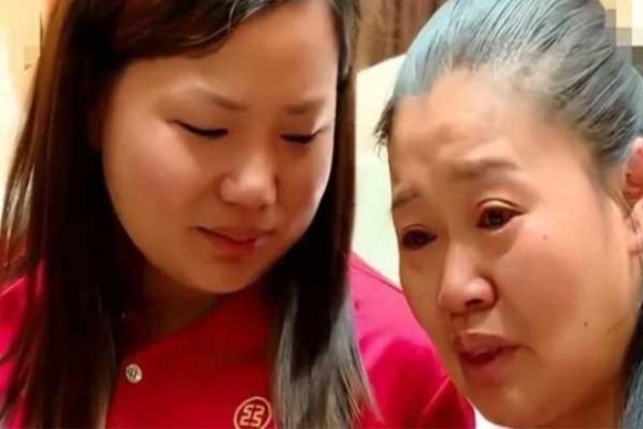 1 Tim Con Mat Tich 17 Nam Nao Ngo Do Chinh La Co Gai Hang Xom