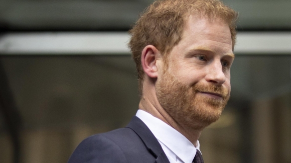 1 Nhung Tuyen Bo Tu Va Mat Cua Harry Trong Phim Tai Lieu Moi