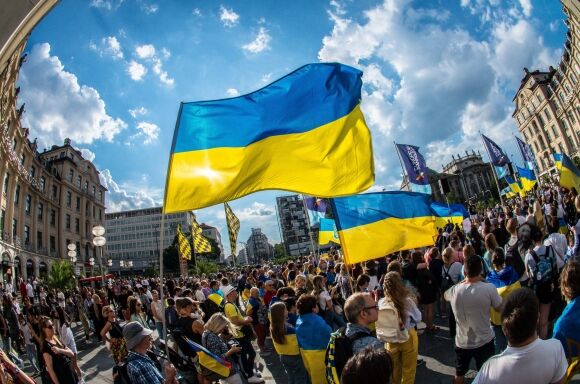 1 Ukraine Co The Da Xuyen Thung He Thong Phong Thu Cua Nga