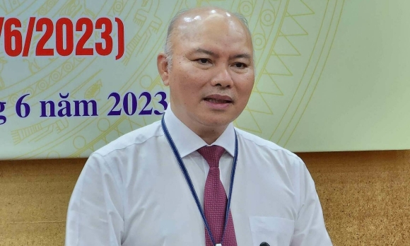 1 Bo Thi Thang Hang Vien Chuc Tiet Kiem Chi Phi Cho Xa Hoi