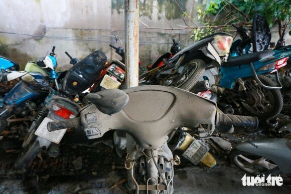 5 Khong Chi San Bay Ben Xe Cung Chat Xe May Vo Chu Thanh Dong Co Moc Um Tum