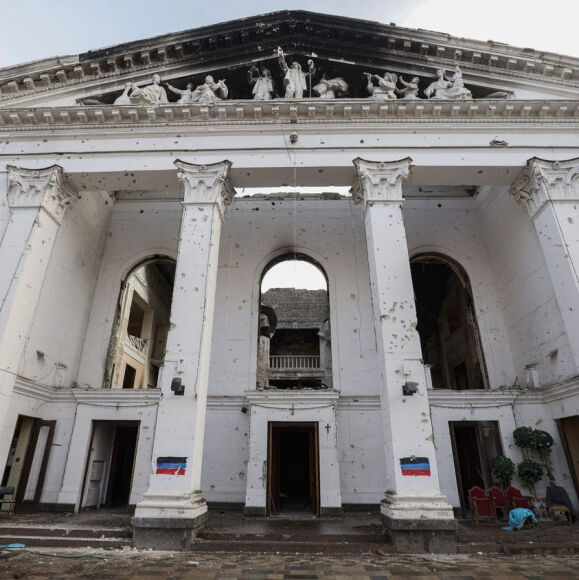 2 Ca Sy Trung Quoc Bi To Cao Ve Video Tai Nha Hat Mariupol Cua Ukraine Bi Nem Bom