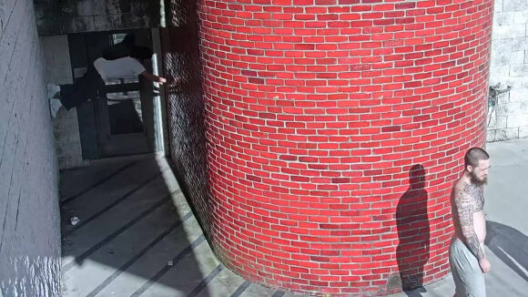 3 My Treo Thuong 25000 Usd De Bat Pham Nhan Vuot Nguc Nguoi Nhen