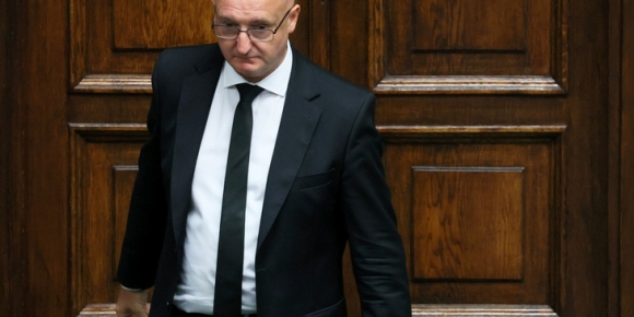 1 Chau Au Doi Ba Lan Lam Ro Be Boi Nhan Hoi Lo Cap Thi Thuc Schengen