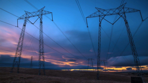 1 Nga Truoc Nguy Co Cat Nguon Cung Yeu Cau Trung Quoc Tra Them Tien Dien