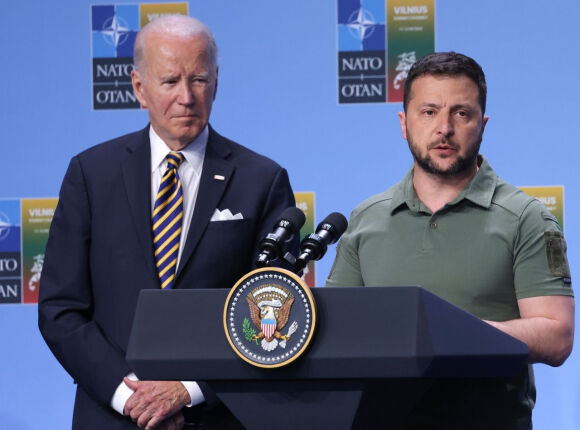 3 Hai Phong Cach Ngoai Giao Cua Tong Thong Zelensky