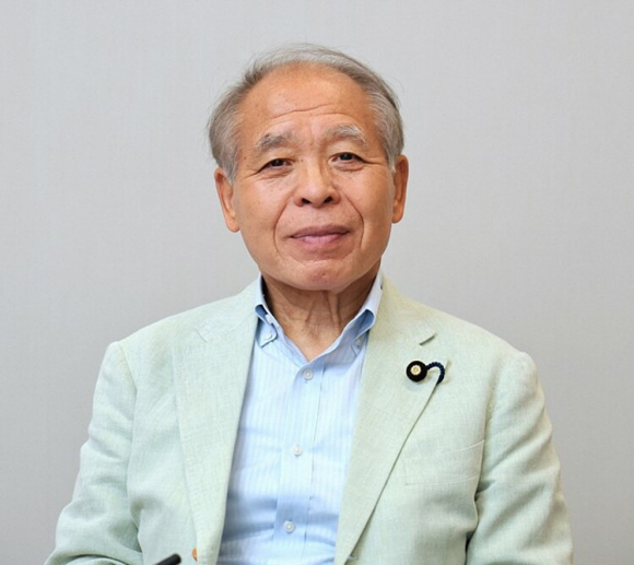 1 Nghi Si Nhat Ban Bi Chi Trich Vi Tham Nga