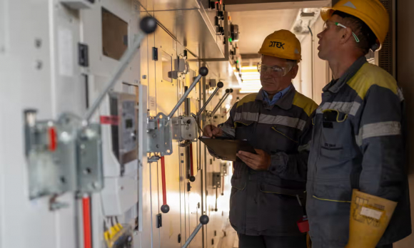 1 Ukraine Chay Dua Cung Co Ha Tang Nang Luong Truoc Mua Dong