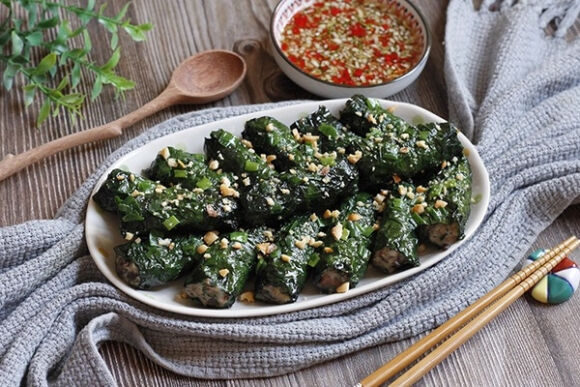 3 Nguoi Viet Co 1 Loai Rau Co Cong Dung Lam Dep Da Ngua Benh Xuong Khop Dem Cuon Thit Thi Gia Tre Deu Me