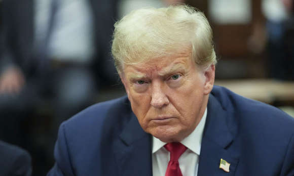 2 Ong Trump Rut Don Kien Luat Su Cu Trong Vu Chi Tien Bit Mieng