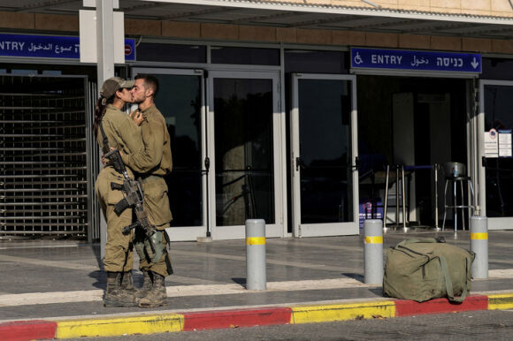 4 Tin Tuc The Gioi 17 10 Hamas Dang Giu 200 250 Con Tin Ong Putin Dien Dam Voi Thu Tuong Israel