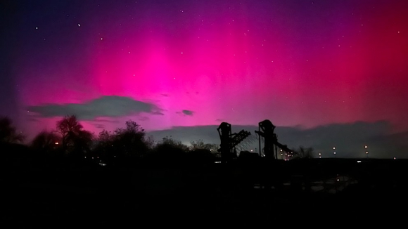 Ngắm cực quang: Cảnh tượng thiên nhiên hiếm có ở Đức