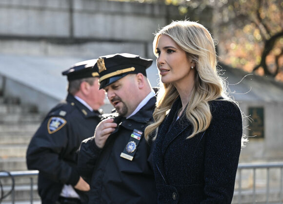 1 Ivanka Trump Trinh Dien Toa O New York