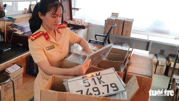 2 Sao Cho Cap Lai Bien So Dep Thi Mang Loi Bien So Xau Thi Khong