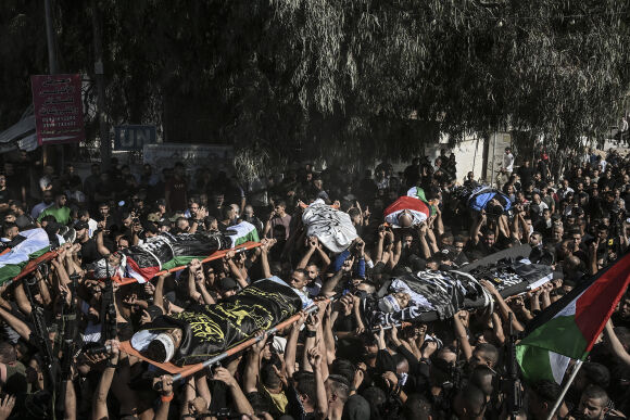 2 Nhung Tay Sung Hamas San Sang Tu Vi Dao