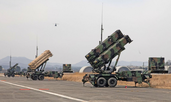 1 Luoi Phong Khong My Nguy Co Chap Va Vi Thieu Ten Lua Patriot