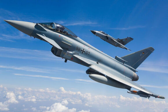 1 Duc Se Chan Ke Hoach Mua May Bay Chien Dau Eurofighter Cua Tho Nhi Ky