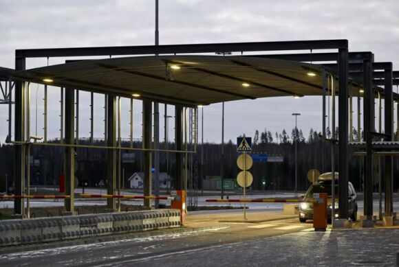 1 Phan Lan Dong Cua Khau Voi Nga De Ngan Dong Thai Tra Thu