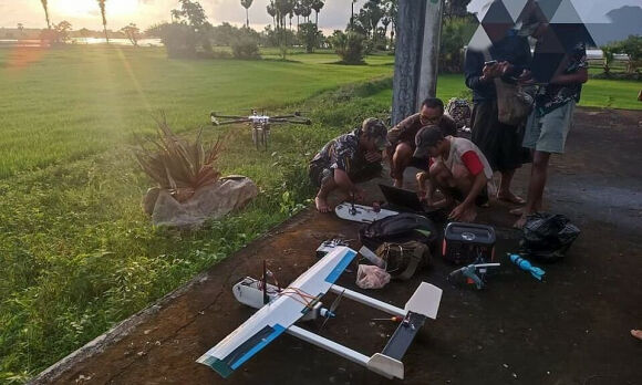1 Phien Quan Myanmar Dung Uav Tap Kich Le Ky Niem Cua Quan Doi