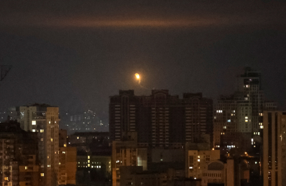 1 Nga Phong Loat Ten Lua Uav Tap Kich Ukraine Trong Dem