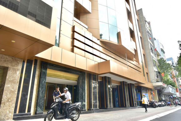 1 Scb Tung La Ngan Hang Tu Nhan Co Tai San Lon Nhat Viet Nam Duoi Bong Van Thinh Phat