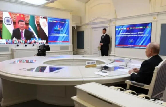 4 The Gioi Se Ra Sao Khi Loat Xung Dot Bung No Va Keo Dai