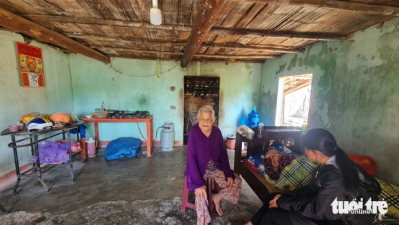 3 Dinh Mang Bom Hang Chu Shop Khoc Khi Biet Be Nhat Ve Chai Mua Do Cho Me Benh Nhung Thieu Tien