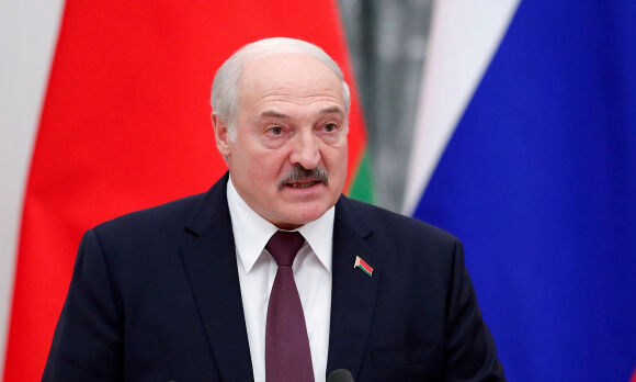 1 Ong Lukashenko Ky Luat Mien Truy To Tron Doi Voi Cuu Tong Thong Belarus