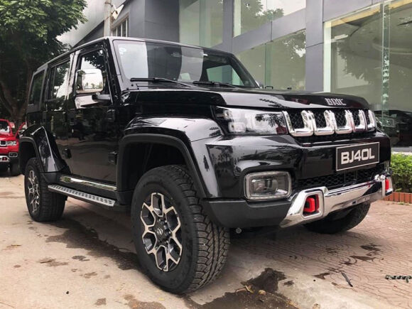 2 Xe Trung Quoc Do Nhai Mercedes G 63 Duoc Rao Ban Gia Gan 900 Trieu Dong