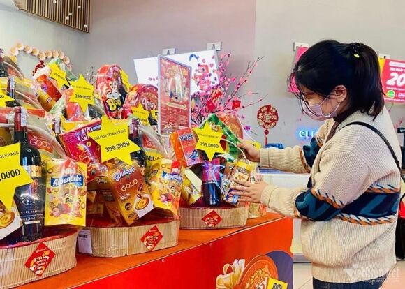 1 Dan That Lung Buoc Bung Qua Tet Gia Re Dat Nhu Tom Tuoi