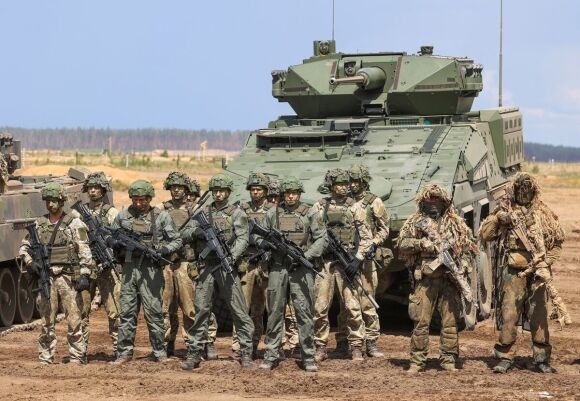 1 3 Nuoc Nato Ky Thoa Thuan Lap Hanh Lang Quan Su