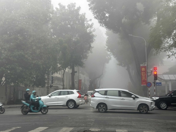 12 La Lam Hinh Anh Ha Noi Chim Trong Suong Mu Day Dac Nhu O Sa Pa Hay Da Lat