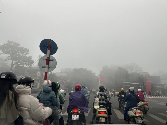 1 La Lam Hinh Anh Ha Noi Chim Trong Suong Mu Day Dac Nhu O Sa Pa Hay Da Lat