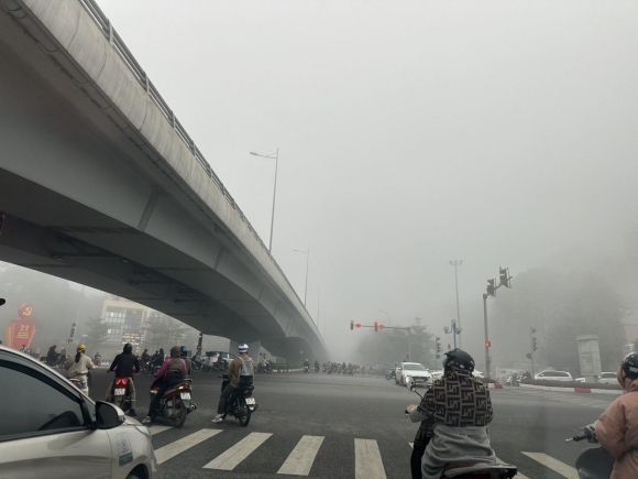 3 La Lam Hinh Anh Ha Noi Chim Trong Suong Mu Day Dac Nhu O Sa Pa Hay Da Lat